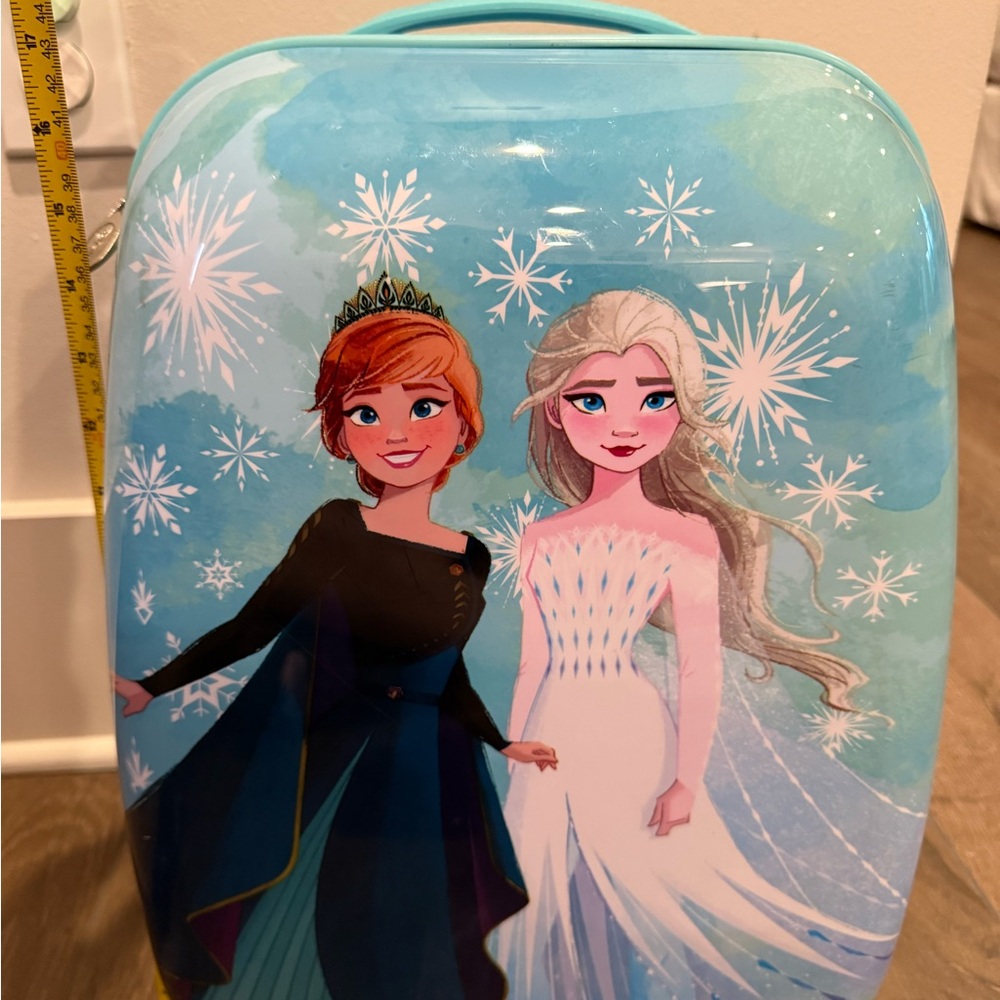 American Tourister Frozen Themed Kids Suitcase